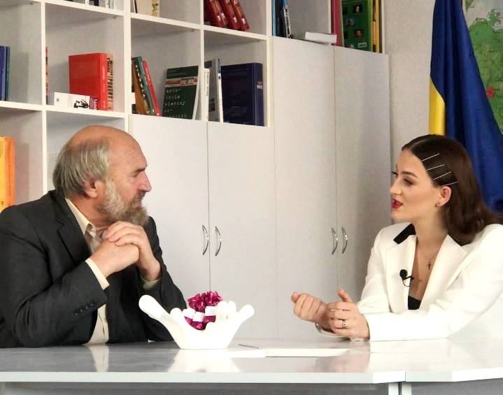Вячеслав Хім'як- гість програми Без обгортки.